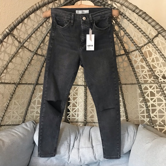 Topshop Denim - Topshop Moto Jamie Hight Waisted Rip Jeans - Black